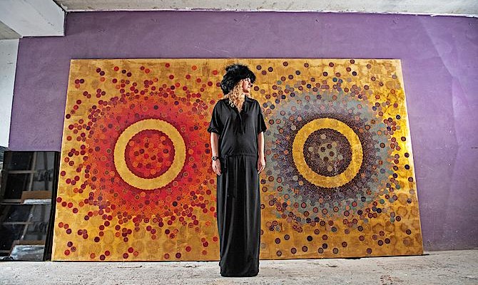 Оксана Мась — об источнике финансирования своих проектов, договорных продажах на аукционах и необходимости арт-менеджеров