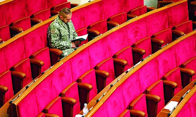 Депутаты начнут принимать законы ближе к Новому году