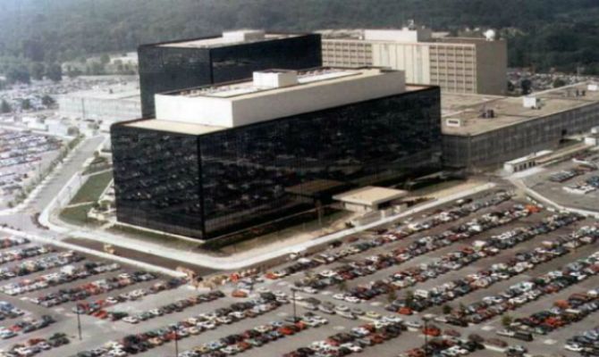 Американские спецслужбы следили за россиянами, бразильцами и китайцами