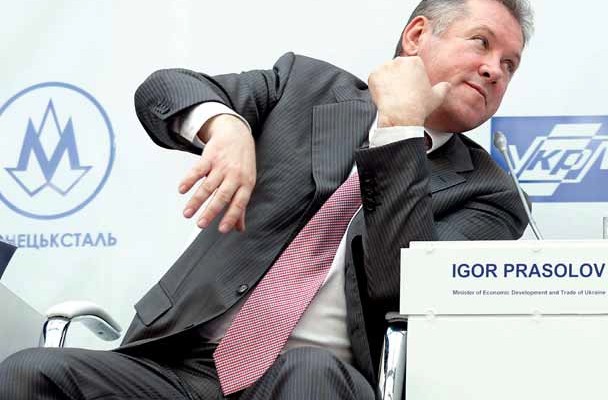 Органы власти в прошлом году управляли госсобственностью крайне неэффективно, выяснило Минэкономразвития. Госсектор в 2012 г. принес почти 12 млрд грн убытков, львиная доля пришлась на «Нафтогаз»