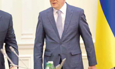 Леонид Кожара не доехал до Армении и Азербайджана.  Как председатель ОБСЕ он собирался помочь им уладить Карабахский конфликт
