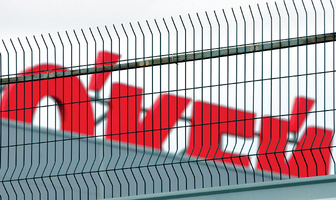 Хиллар Тедер готов вернуть поставщикам закрывшейся сети «О'кей» только десятую часть долгов. Кредиторы требуют 30 %