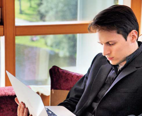 Павел Дуров возвращается к управлению «ВКонтакте» после загадочного исчезновения и продажи половины акций компании