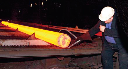 Кабмин и металлурги согласовали текст меморандума о поддержке предприятий ГМК. Объем помощи, которую компании могут получить от государства, оценивается более чем в 15 млрд грн