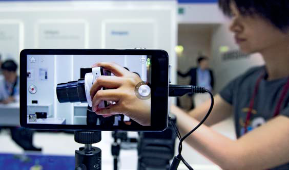 Samsung идет навстречу разбалованным покупателям, которые хотят многофункциональности и универсальности