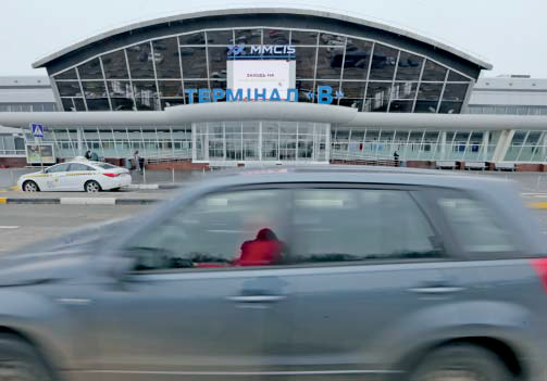 Введение акциза на ценные бумаги привело к коллапсу неденежных расчетов между предприятиями. Эмиссия облигаций упала в два раза, рынок векселей парализован