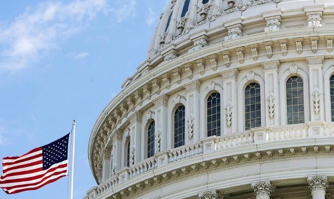 США закрыли 17 посольств из-за угрозы теракта