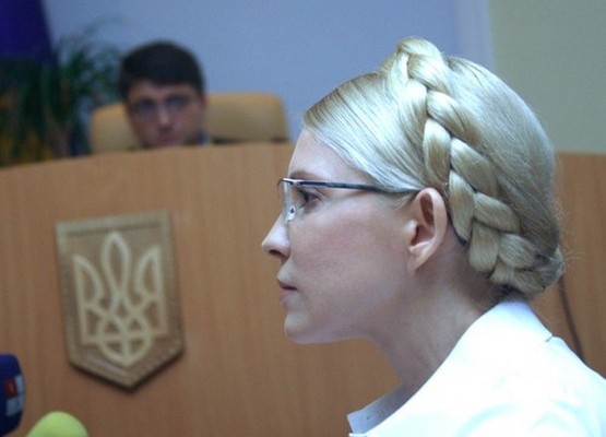 "Батькивщина" собирает подписи за скорейшее рассмотрение дела Тимошенко в ЕСПЧ