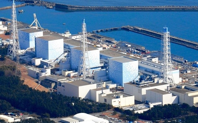 С АЭС Фукусима-1 ежедневно утекает в океан около 300 тонн зараженной воды