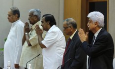 Самый богатый человек Индии потерял $5,6 млрд из-за падения курса рупии