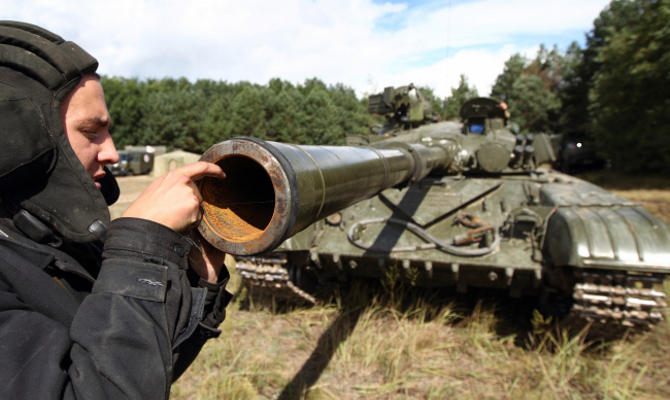 Судьбу советских танков в Украине решат в администрации президента