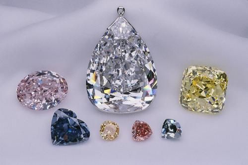 Самый большой бриллиант в мире выставлен на аукцион