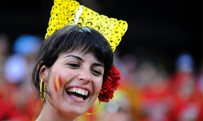 Испания превозносит экономию как успех