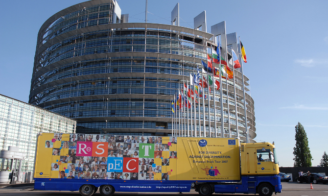 Европарламент обвинил Россию в давлении на Украину