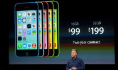 Apple презентовала 2 новых смартфона, акции упали на 2,3%