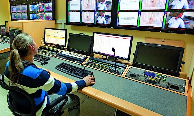 Правоохранители вынуждают ТВ-провайдеров признать отсутствие договоров с правообладателями. Кабельщикам грозят штрафы и конфискация оборудования
