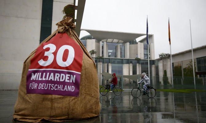 Брюссель проверяет европейские налоговые офшоры