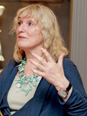 С выражением