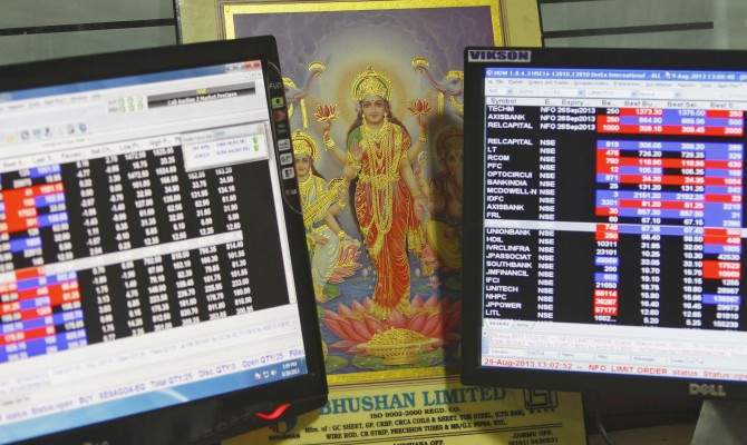 Рост мирового производства продолжает замедляться