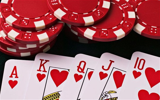 Прокуратура не разрешила закрывать доступ к PokerStars без суда