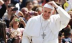 Папа нацелился на глобализацию и поклонение деньгам