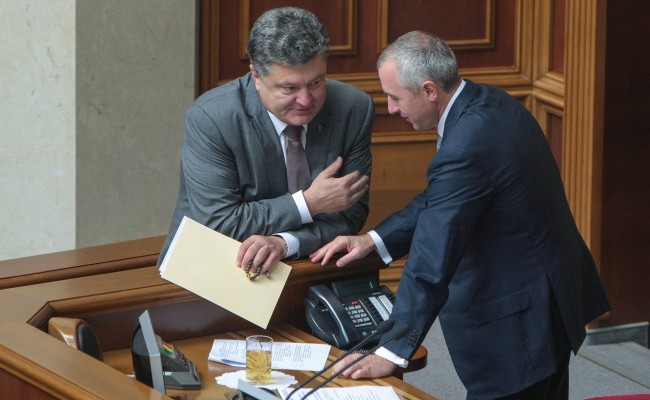 Петр Порошенко разыграет старую партию. Цель политика — активное участие в выборах