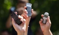 Частые сбои в мобильной связи связывают с шпионскими глушилками