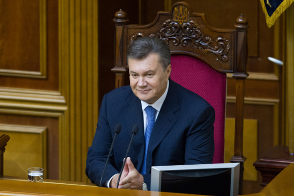 Янукович одобрил закон, упрощающий начало бизнеса