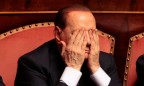 Берлускони активно сдает позиции
