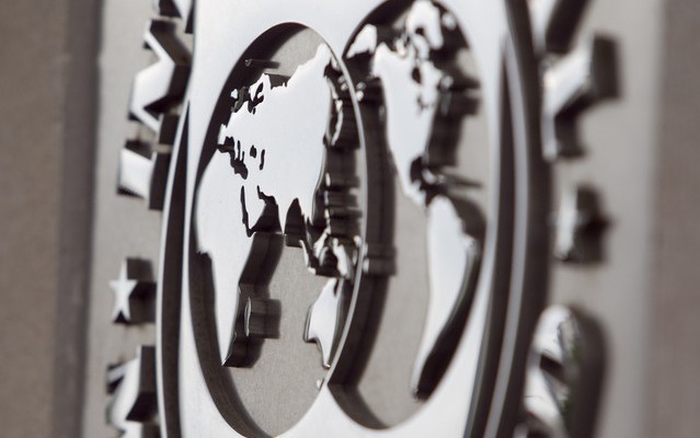 МВФ ухудшил прогноз роста мировой экономики