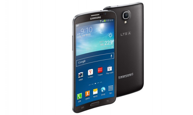 Samsung выпустила смартфон с изогнутым дисплеем