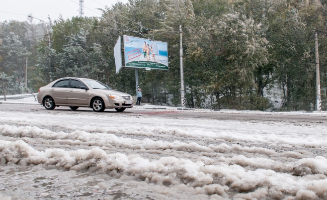 «Укравтодор» обещает подготовить дороги к зиме до 1 ноября