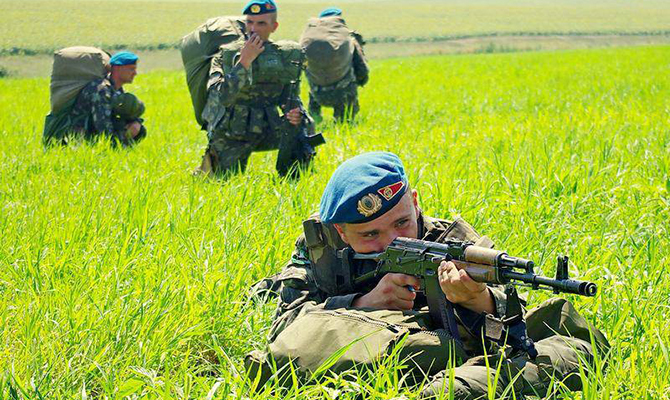 Украинская армия перешла на контрактную основу