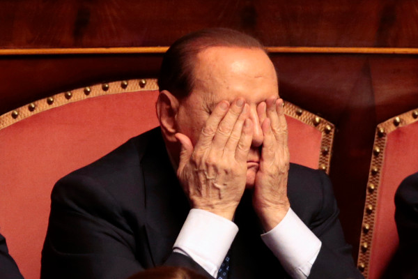 Суд запретил Берлускони заниматься политикой два года
