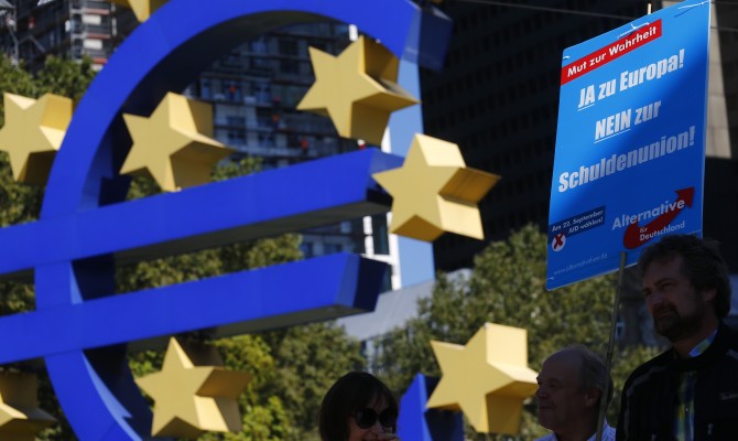 Госдолг еврозоны вырос до 93,4% ВВП