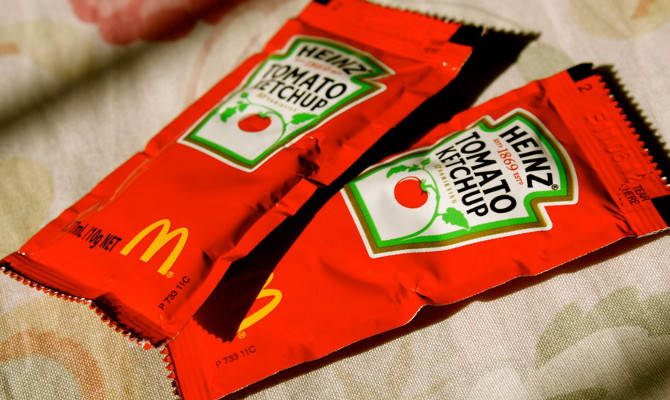 McDonald's отказывается от кетчупов Heinz