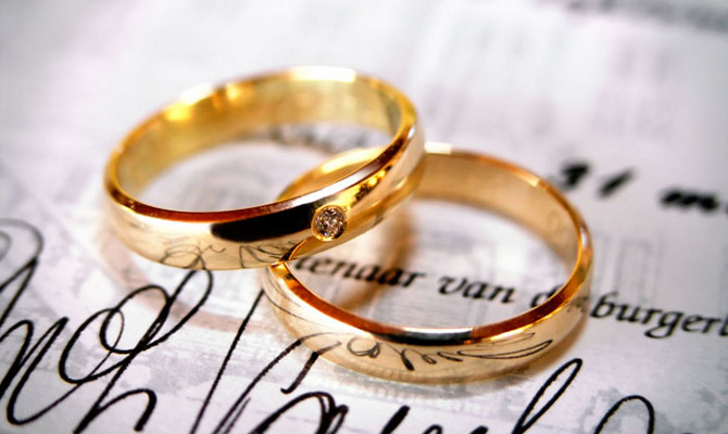 Женатые люди оказались более выгодными для экономики