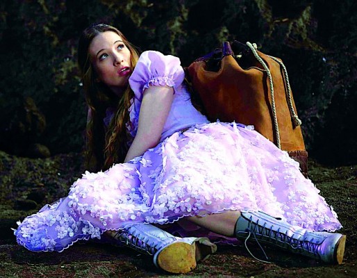 Сказки для взрослых. «Однажды в Стране чудес» — новые приключения знаменитой девочки из викторианской Англии. Теперь в стиле стимпанк