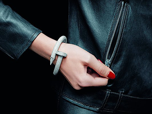 Золотые & скобяные