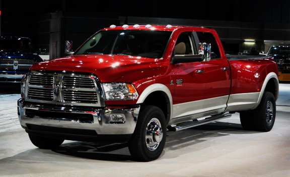 Chrysler отзывает 1,2 млн грузовиков Dodge