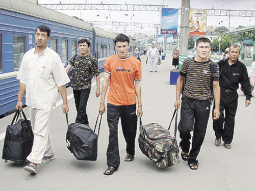 Число мигрантов в Украине превысило 300 тысяч