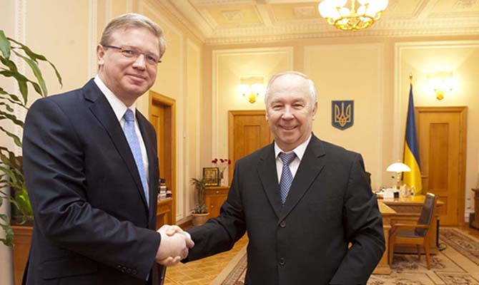 Рыбак и Фюле обсудили перспективы подписания Соглашения об ассоциации с ЕС