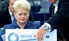ЕС поможет Украине в переговорах с МВФ и защитит от РФ, - президент Литвы