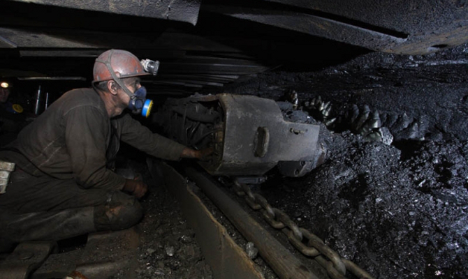 Добыча угля за 11 месяцев 2013 г. сократилась до 76 млн тонн