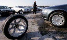 Падение продаж новых авто заставило страховщиков переориентировать программы каско на транспорт старше семи лет