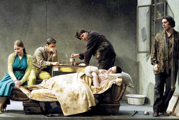 В Цюрихской опере ставят обновленную «Богему» Пуччини. Одна из ролей в самой популярной опере композитора досталась украинскому баритону