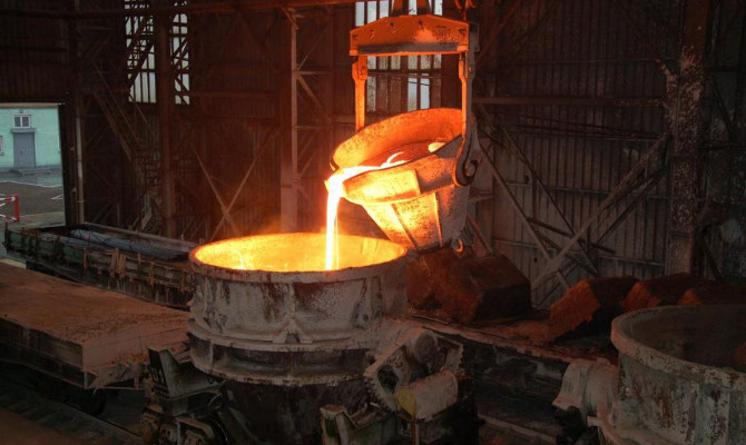 Правительство продлило на 2014 год льготы для ферросплавщиков