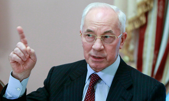 Азаров отправился на саммит ТС в качестве наблюдателя