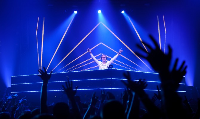 Один в поле Армин