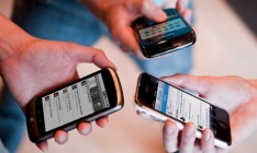 Доходы мировых сотовых операторов от отправки SMS и MMS сократились впервые в истории